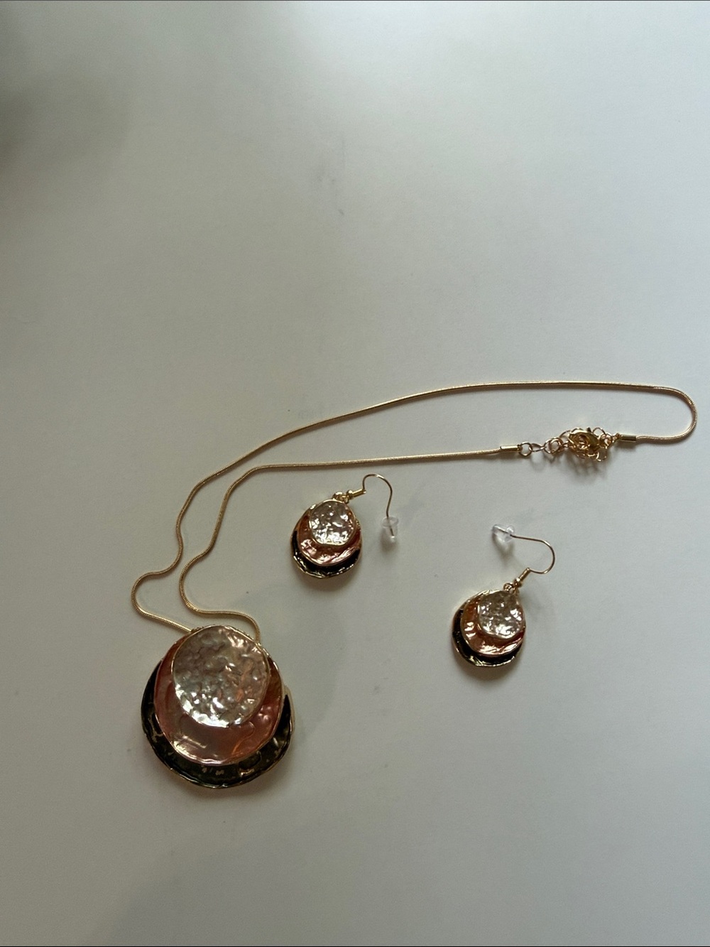 Gold-Tone Layered Disc Necklace & Earring Set - Pink and Gold